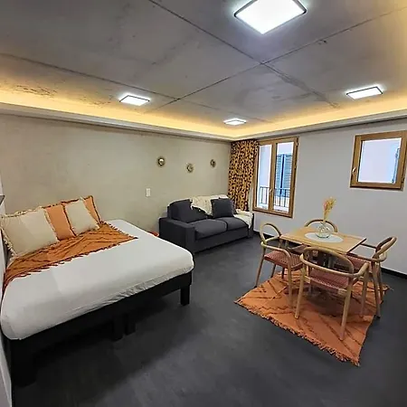 Hotel Mademoiselle Josephine 3*